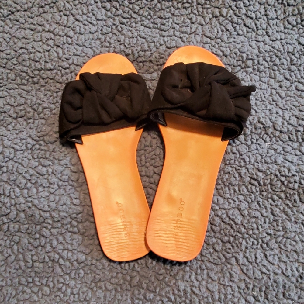 Cute black sandals